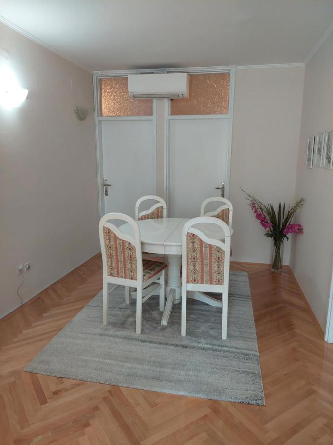 Apartman Zeljko โมสตาร์ ภายนอก รูปภาพ