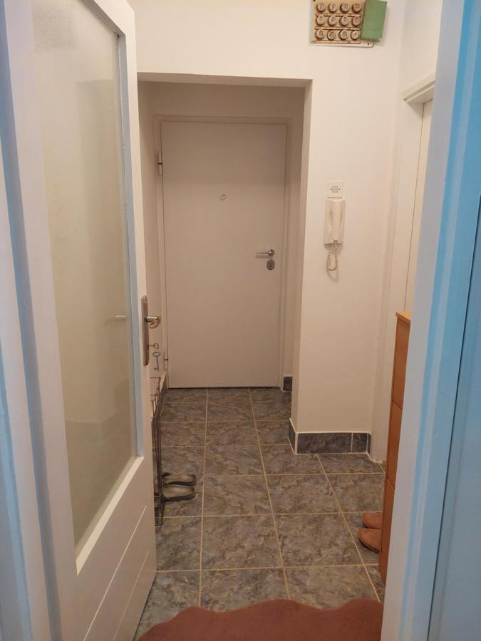 Apartman Zeljko โมสตาร์ ภายนอก รูปภาพ
