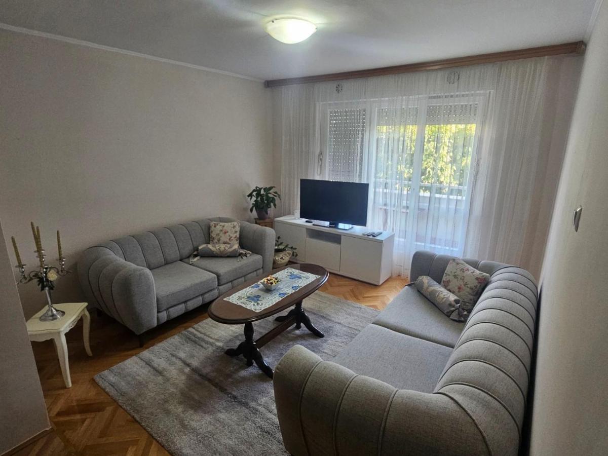 Apartman Zeljko โมสตาร์ ภายนอก รูปภาพ