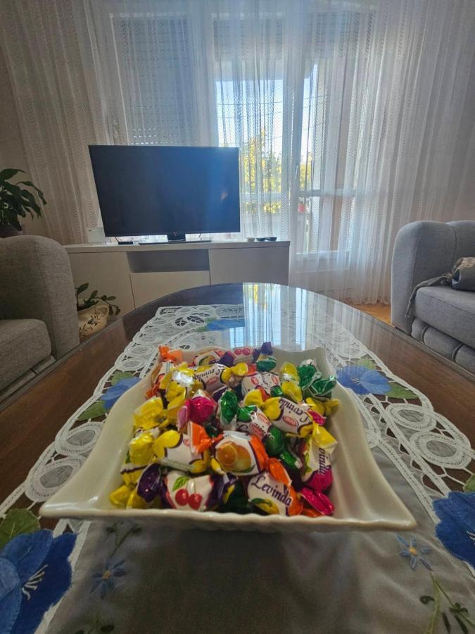 Apartman Zeljko โมสตาร์ ภายนอก รูปภาพ
