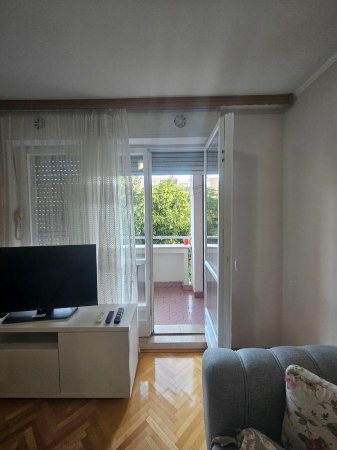 Apartman Zeljko โมสตาร์ ภายนอก รูปภาพ